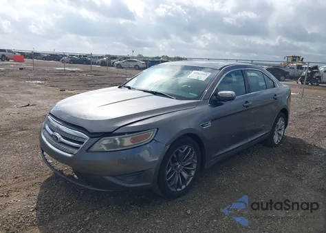 2013 Ford Taurus Limited z USA, uszkodzony, nr VIN 1FAHP2F81DG196024